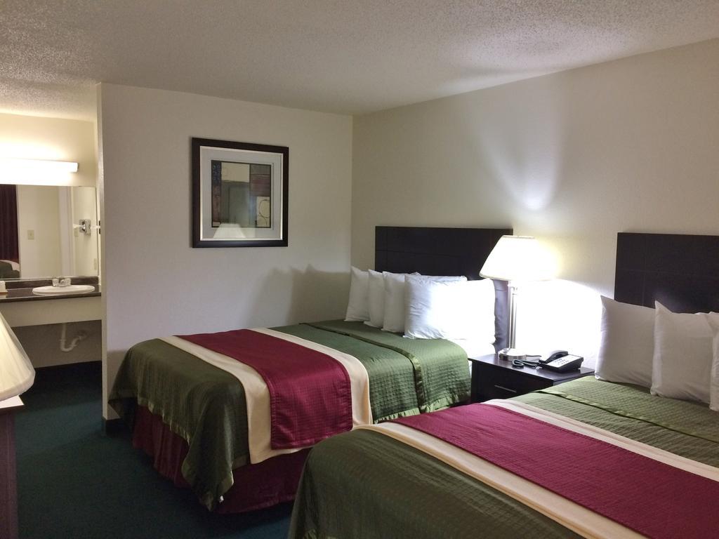 Travel Inn & Suites Atlanta Texas מראה חיצוני תמונה